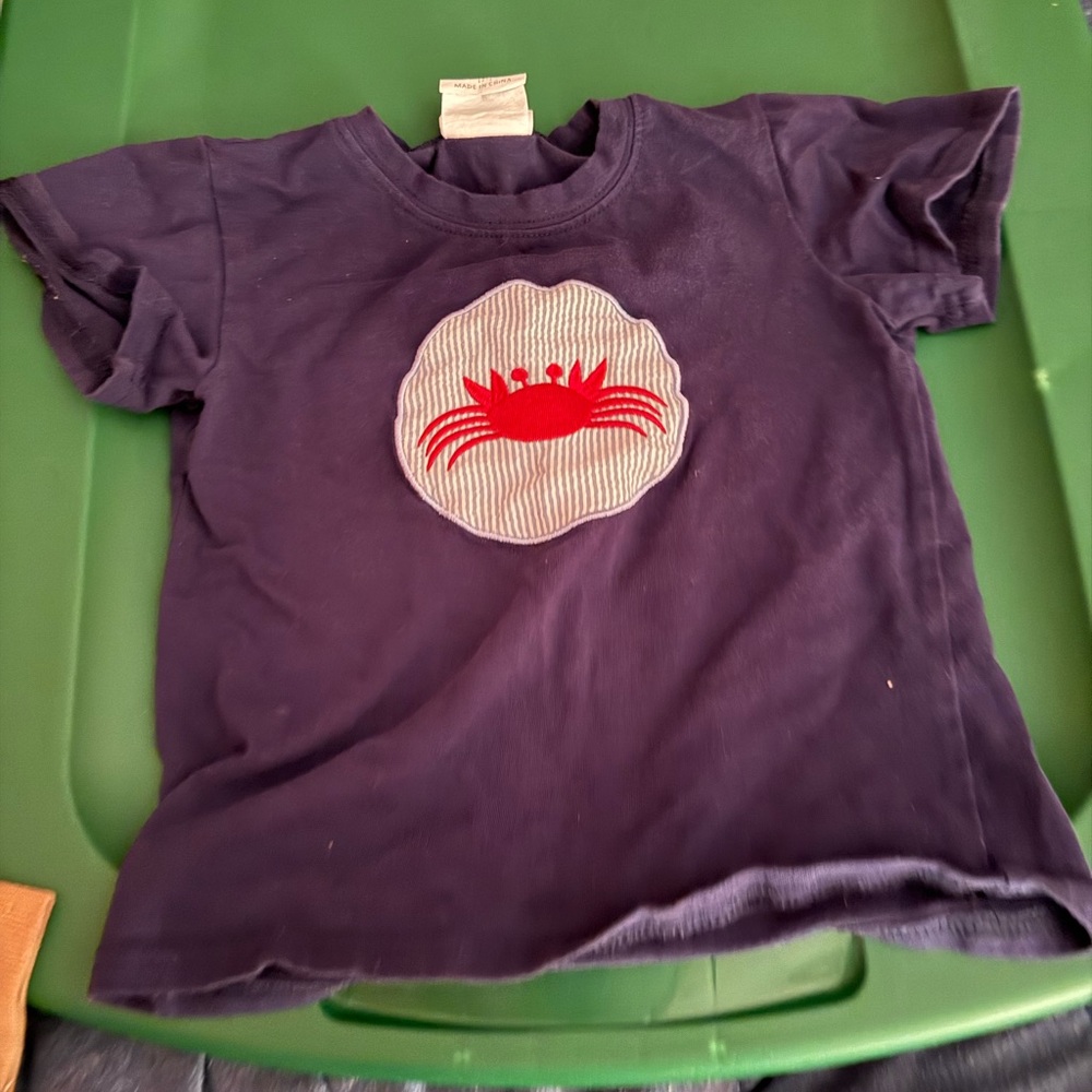 Navy Short Sleeve Tee with Crab Appliqué